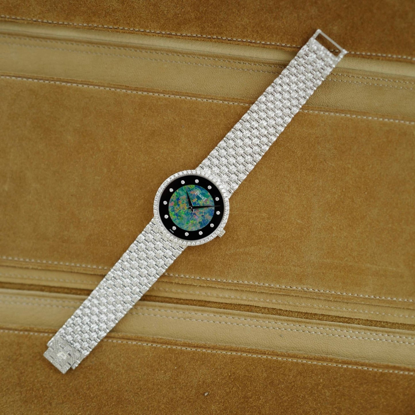 Piaget | white gold oval automatic bracelet watch with jade dial