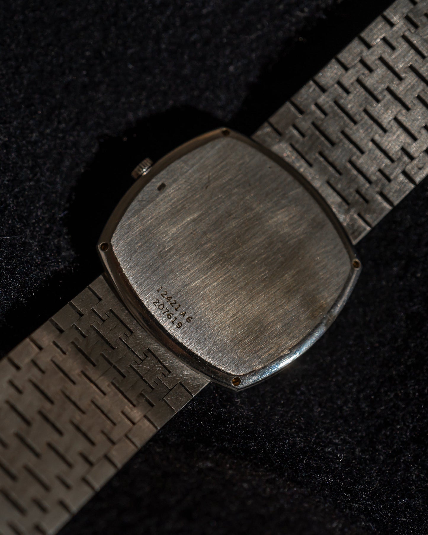 Piaget 12421 A6 – Lapis Lazuli Dial in 18k White Gold