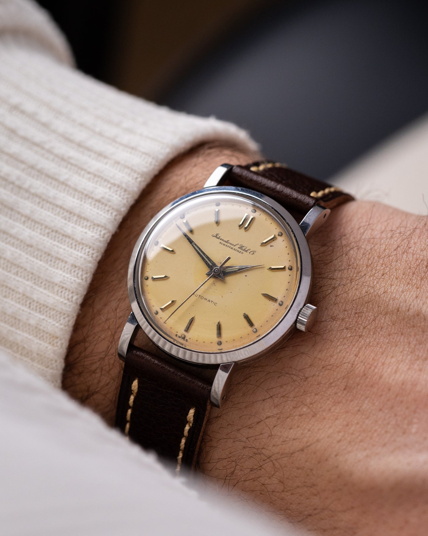 Vintage IWC Swiss Watch, Original Patina Dial, Automatic Cal. 852 Pellaton from 1950's - DuMarko