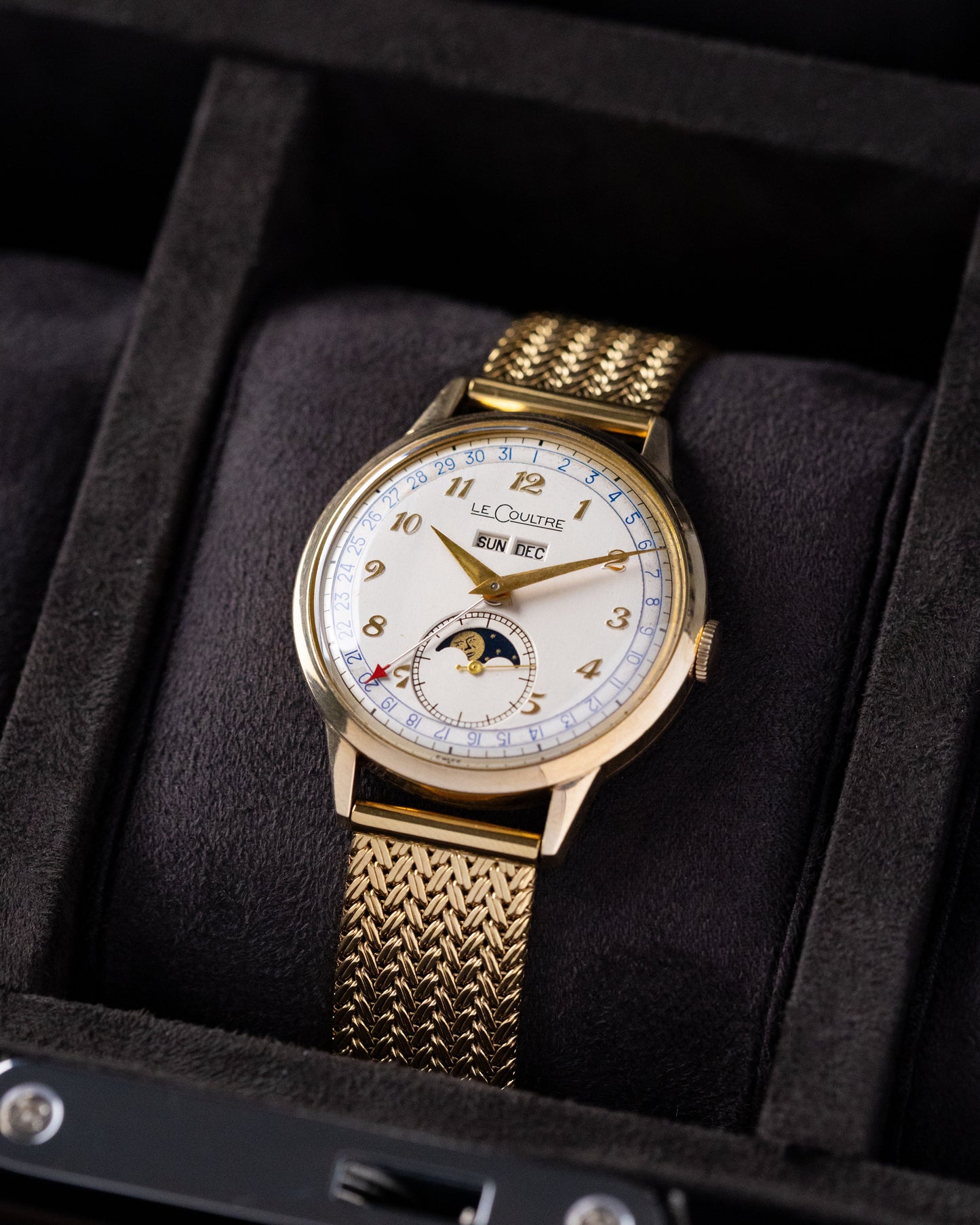 Vintage Jaeger - LeCoultre Triple Date Moonphase Cal. 806/AW, Gold Filled Case, Original Dial, From 1940s - DuMarko